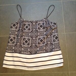 Banana Republic black/white geometric pattern spaghetti strap top, size 0
